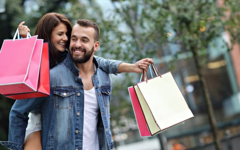 What to do in Rotterdam on a rainy day - Shopping in Alexandrium shopping center