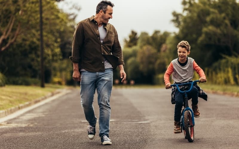 Why is cycling so popular in the netherlands - cycling child